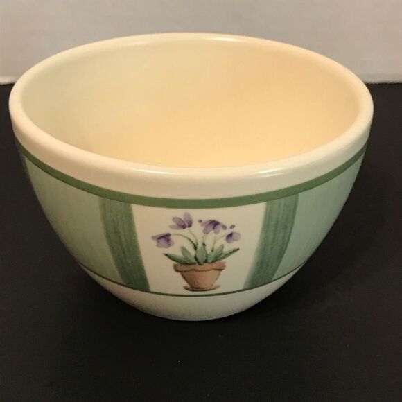 Pfaltzgraff Flower Garden Sugar Bowl with Lid RETIRED - Picture 4 of 9